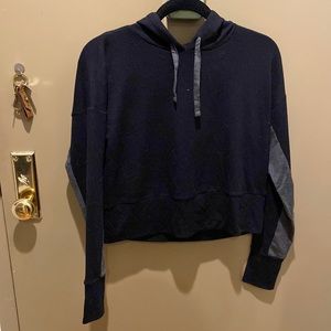 Beyond Yoga cropped hoodie